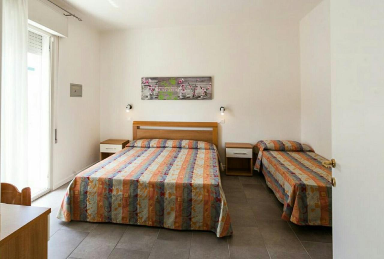 Hotel Augusta Caorle Kültér fotó